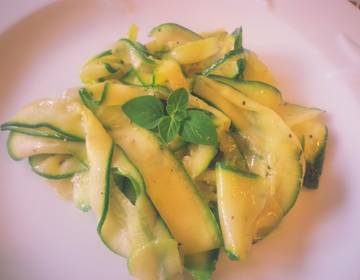 Zucchini-Nudeln Zucchini-Nudeln