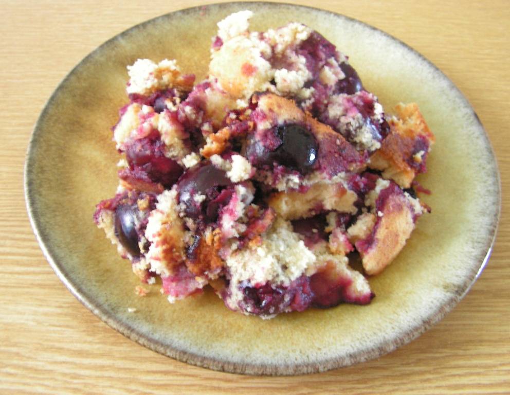 Topfenschmarren mit Kirschen Topfenschmarren mit Kirschen