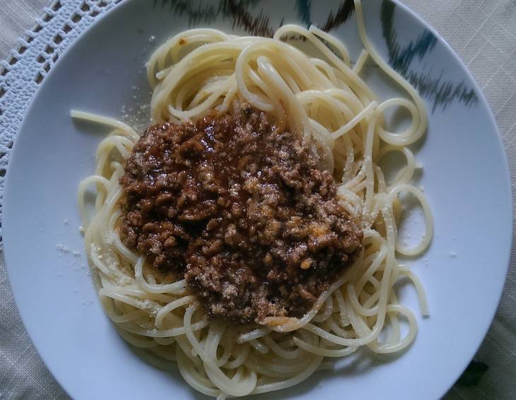 Spaghetti in Fleischsugo