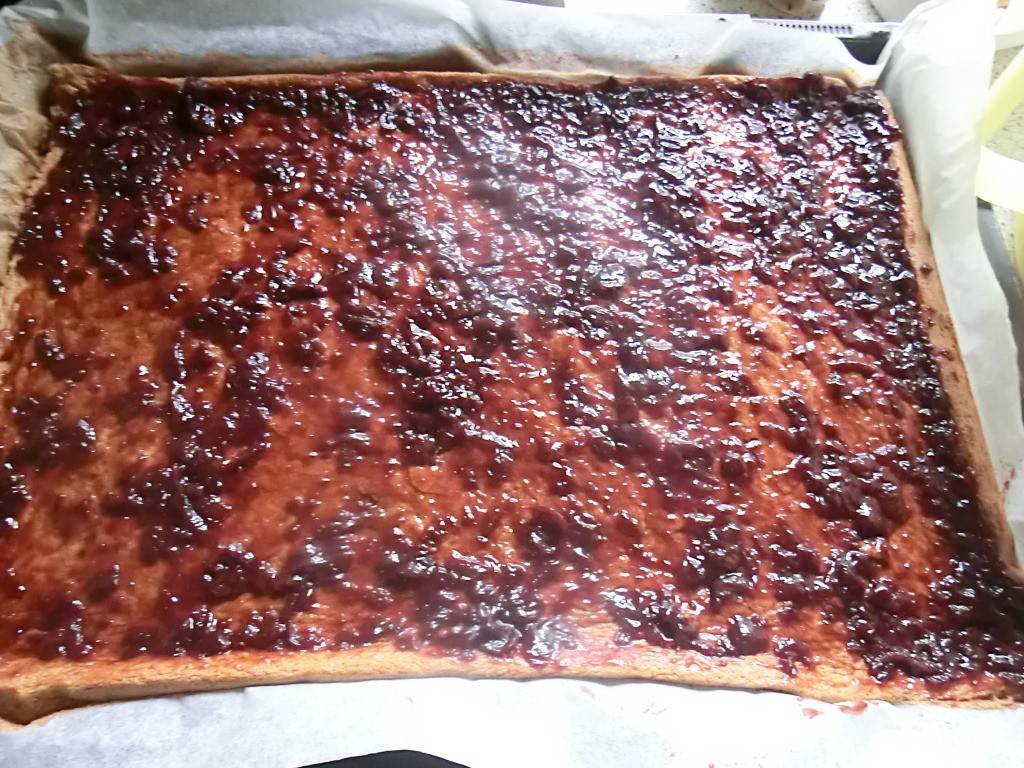 Butterkeks-Weichsel-Kuchen