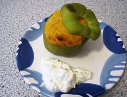 Paprika mit Polenta-Schafkäse Füllung Paprika mit Polenta-Schafkäse Füllung