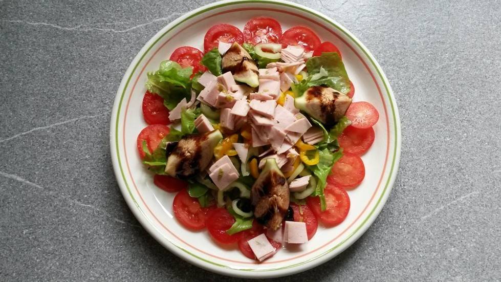 Bunter Sommersalat mit Feigen Rezept - ichkoche.de