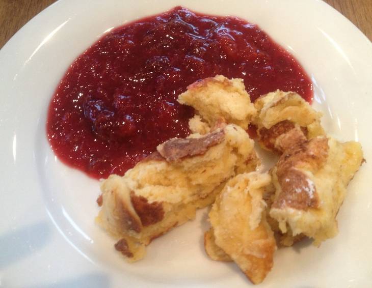 Kaiserschmarren mit Zwetschkenröster