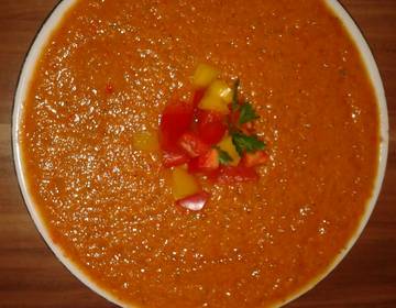 Orange Paprikaschaumsuppe Orange Paprikaschaumsuppe