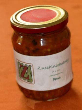Zucchinichutney mit Paprika