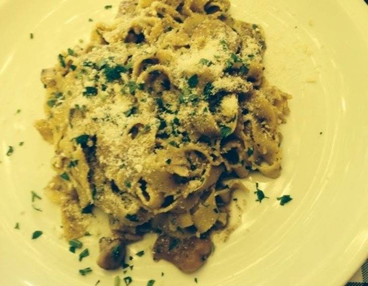 Linguine mit Steinpilzen Linguine mit Steinpilzen