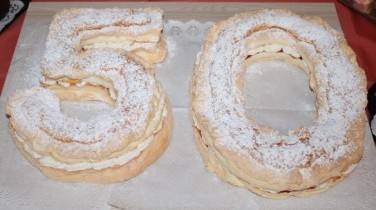 Kardinalschnitte für "runde" Geburtstage Rezept - ichkoche.de Kardinalschnitte für "runde" Geburtstage Rezept - ichkoche.de