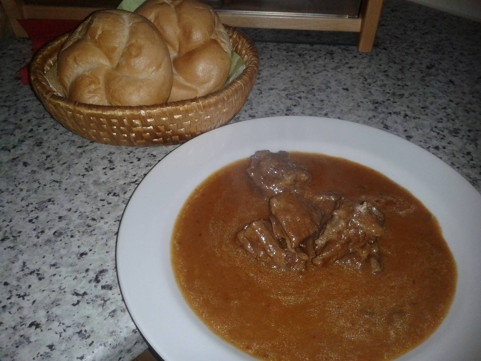 Kesselgulasch Rezept - ichkoche.ch