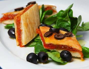 Fladen mit Anchovis Fladen mit Anchovis