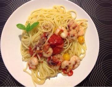 Spaghetti mit Knoblauch-Chili-Shrimps Spaghetti mit Knoblauch-Chili-Shrimps