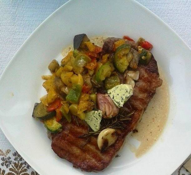 Dover Seezunge mit Limettenbutter und Eierschwammerln Rezept - ichkoche.at Dover Seezunge mit Limettenbutter und Eierschwammerln Rezept - ichkoche.at