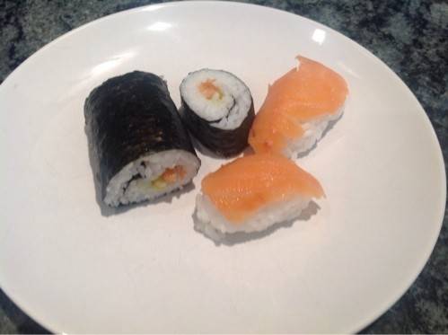 Sushi vom Lachs Rezept - ichkoche.ch Sushi vom Lachs Rezept - ichkoche.ch