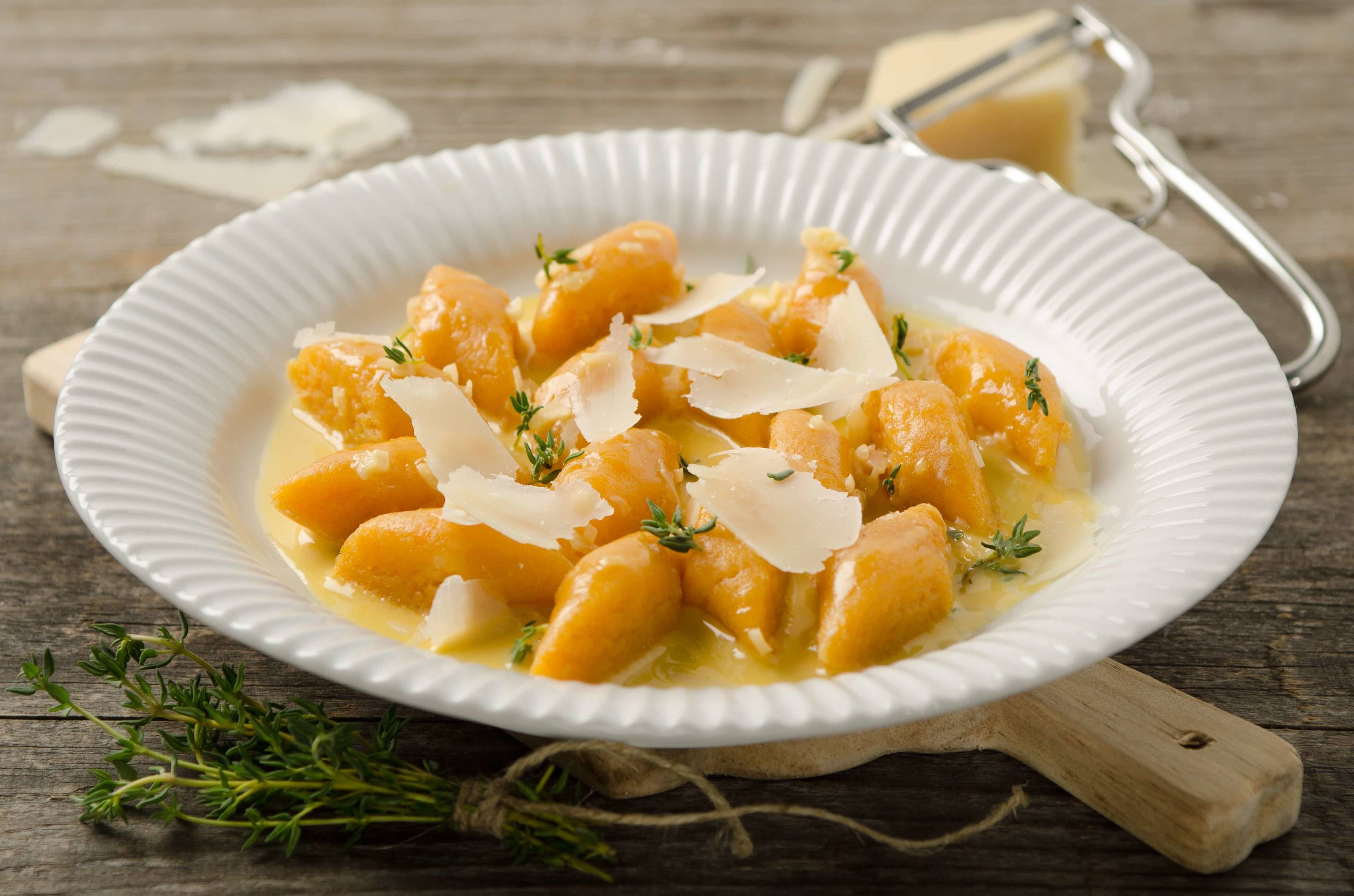 Kürbisgnocchi mit Käsesauce