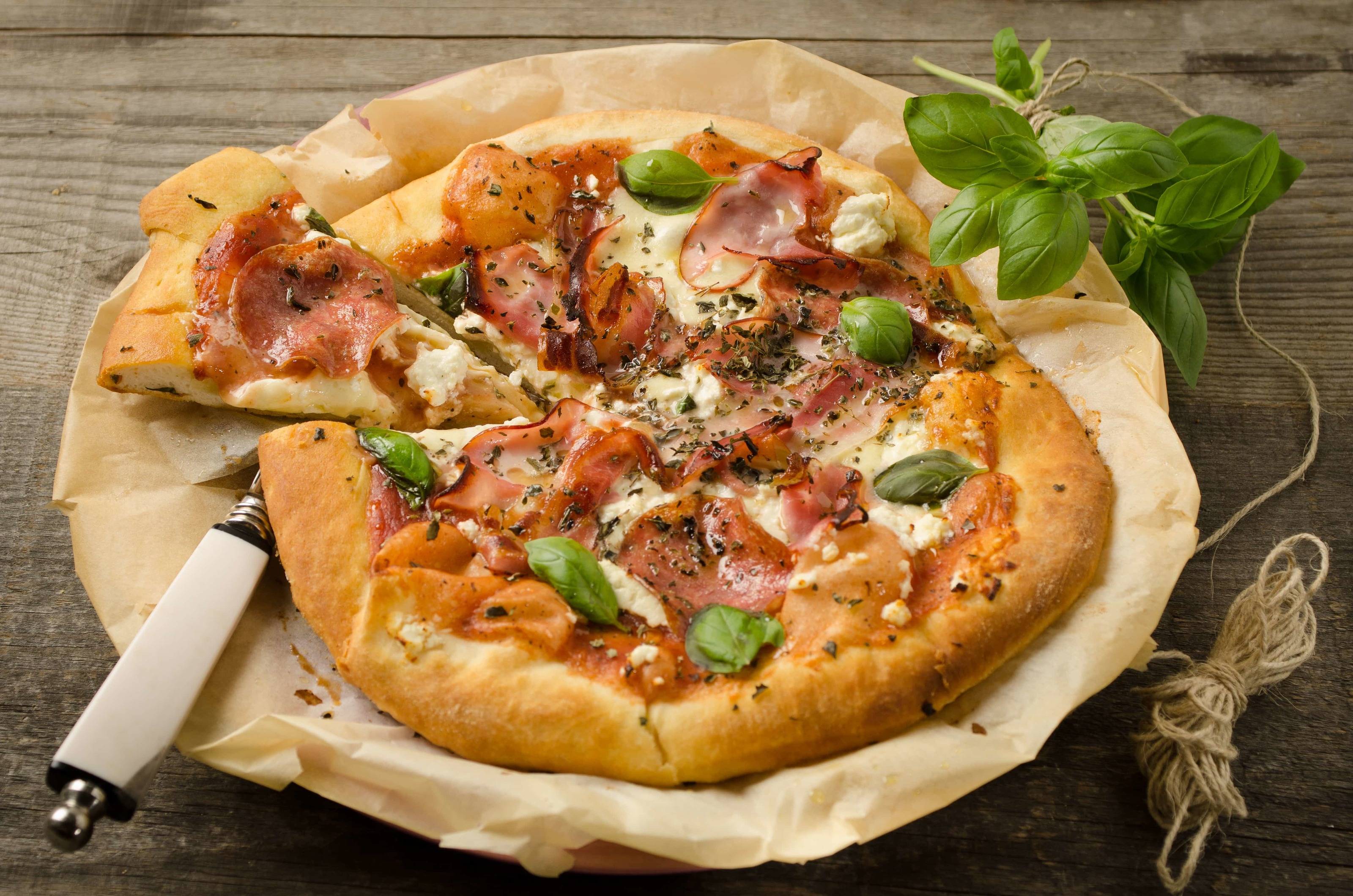 Pizza Mediterraneo Rezept