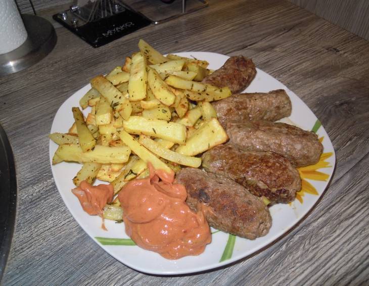 Cevapcici