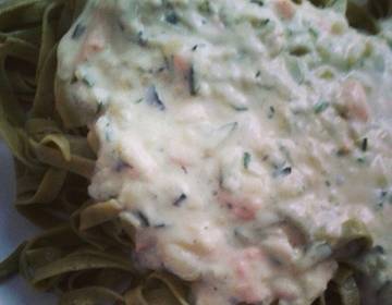 Lachsnudeln mit Austernpilzen Lachsnudeln mit Austernpilzen