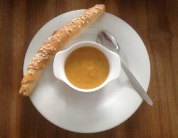 Kartoffelcremesuppe mit Speck Kartoffelcremesuppe mit Speck
