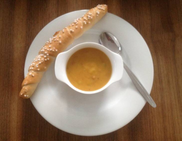 Kartoffelcremesuppe mit Speck Kartoffelcremesuppe mit Speck