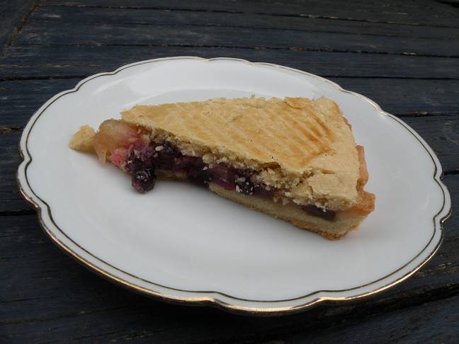 Gedeckter Apfel-Heidelbeer-Kuchen Rezept - ichkoche.de Gedeckter Apfel-Heidelbeer-Kuchen Rezept - ichkoche.de