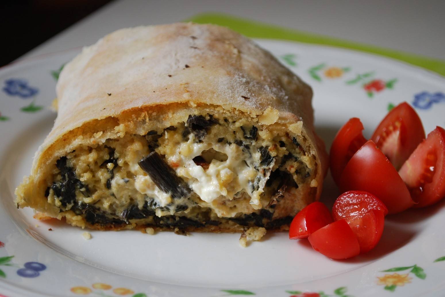 Mangold-Couscous-Strudel