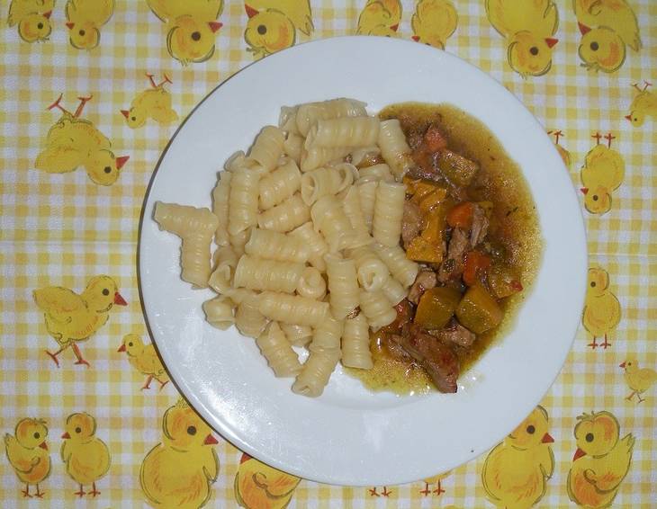 Kürbis-Fleischeintopf Kürbis-Fleischeintopf