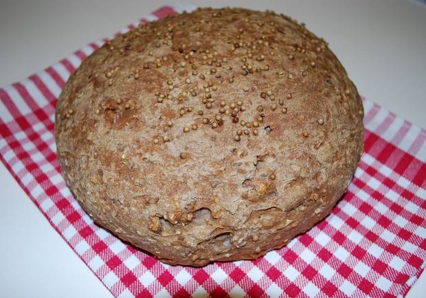 Brot aus Vollkornschrot Rezept - ichkoche