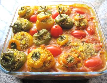 Gefüllte Paprika mit Linsencurry Gefüllte Paprika mit Linsencurry