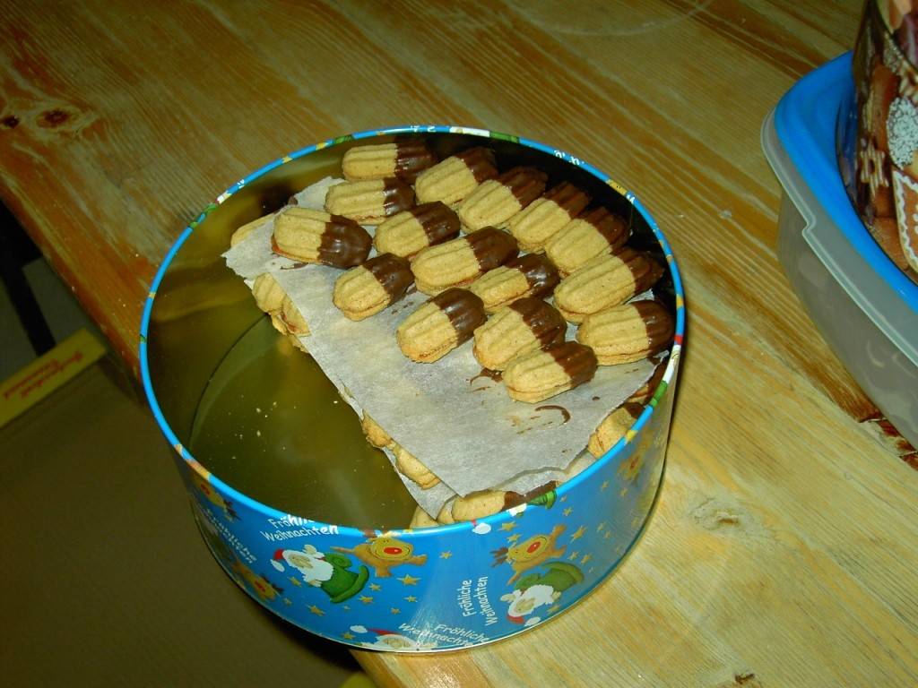 Linzer Kipferl oder Stangerl Rezept - ichkoche.at