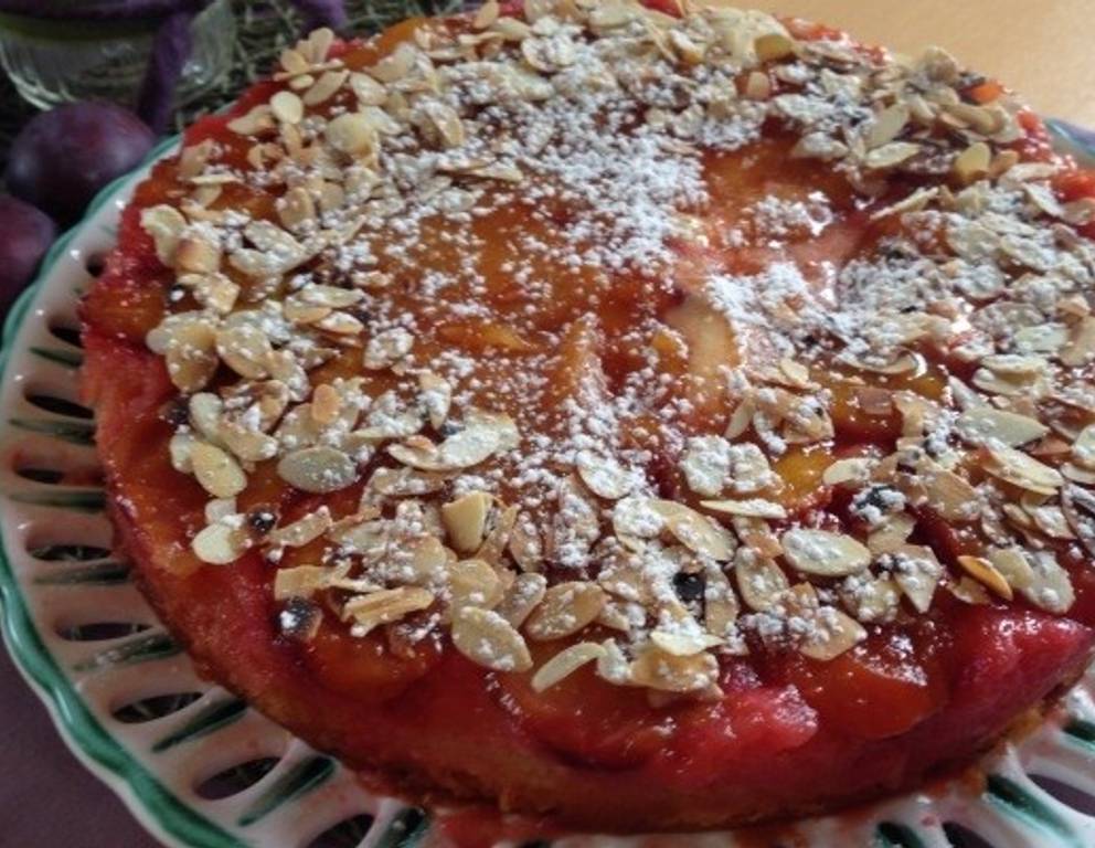 Upside-Down Zwetschkenkuchen Upside-Down Zwetschkenkuchen