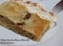 Kürbisstrudel mit Walnüssen und Zimtobers