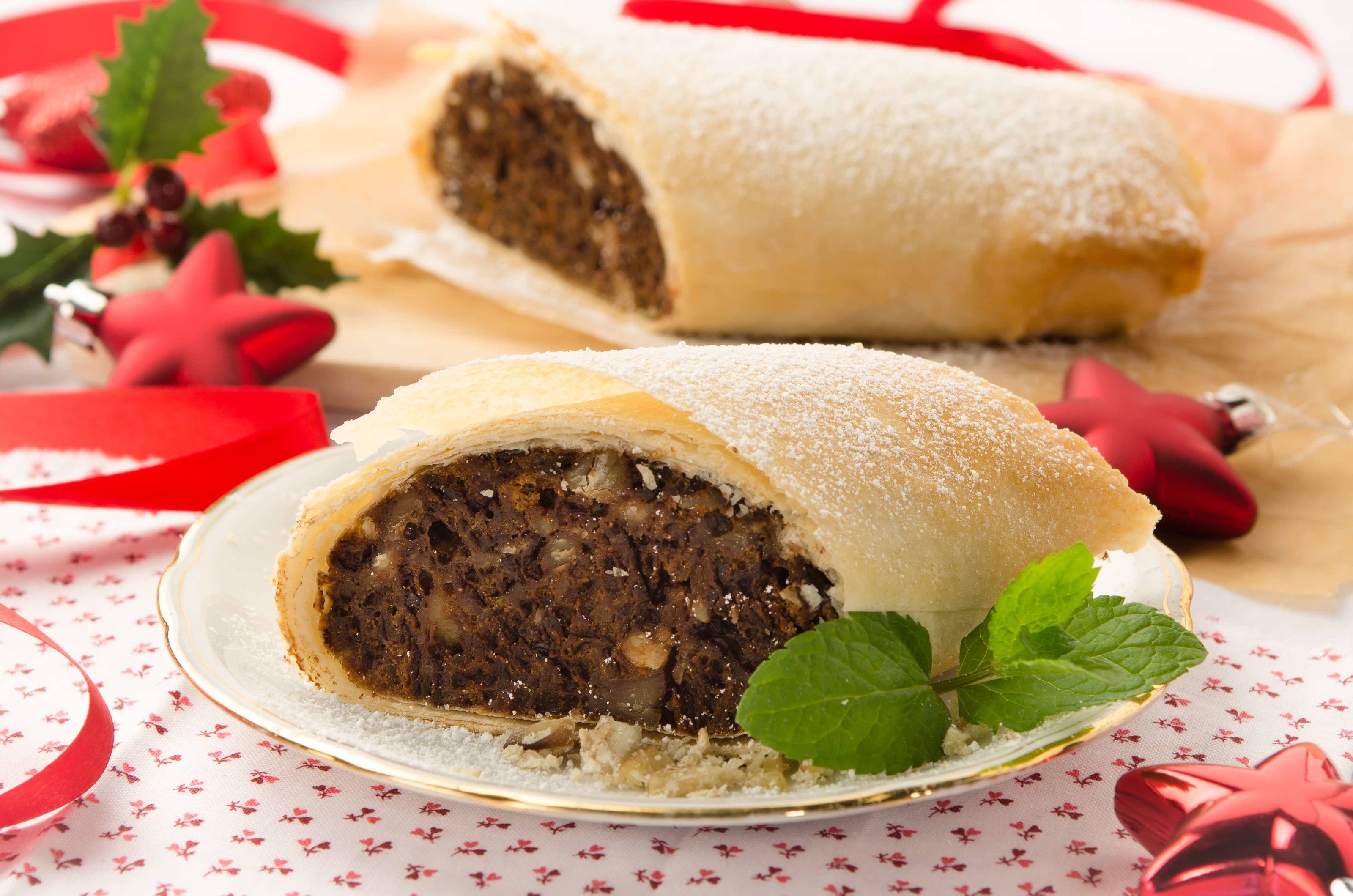 Lebkuchen-Kastanien-Strudel