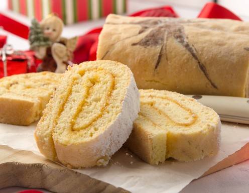 Weihnachtliche-Biskuitroulade Rezept