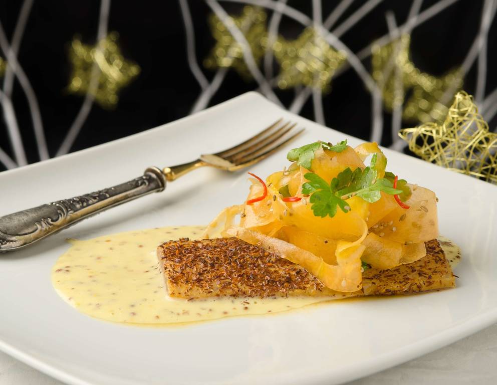 Marinierte Forelle mit Rooibos und Zitrone Marinierte Forelle mit Rooibos und Zitrone