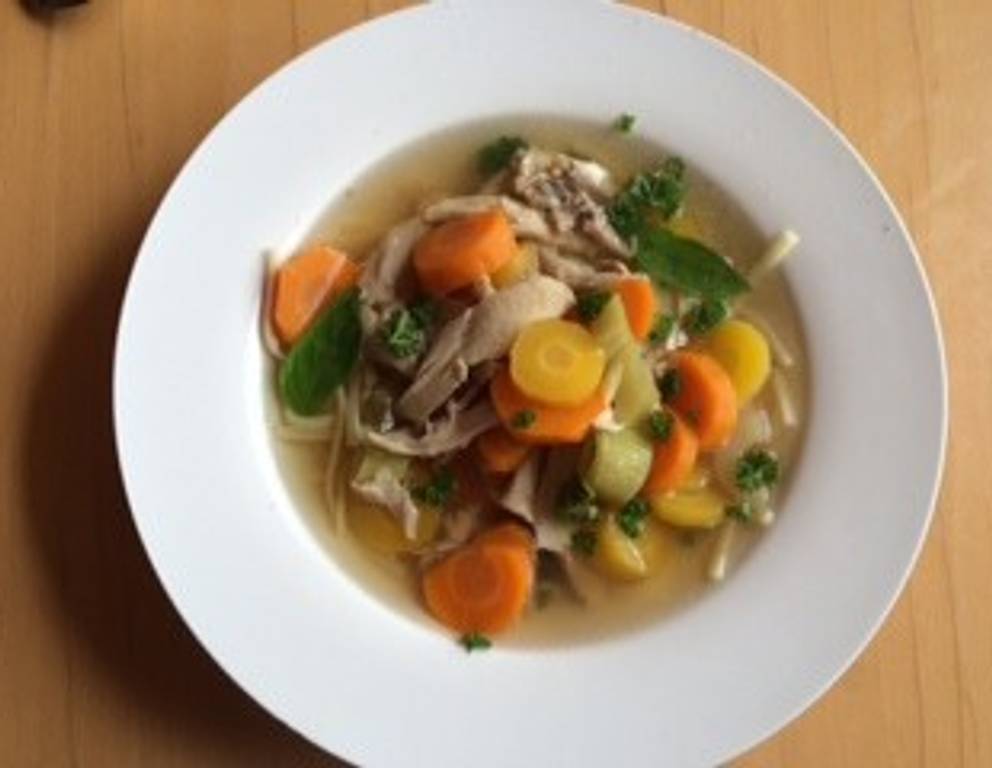 Hühnersuppe Hühnersuppe