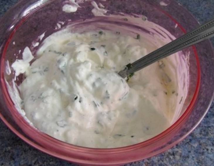 Sauerrahm-Dip Sauerrahm-Dip