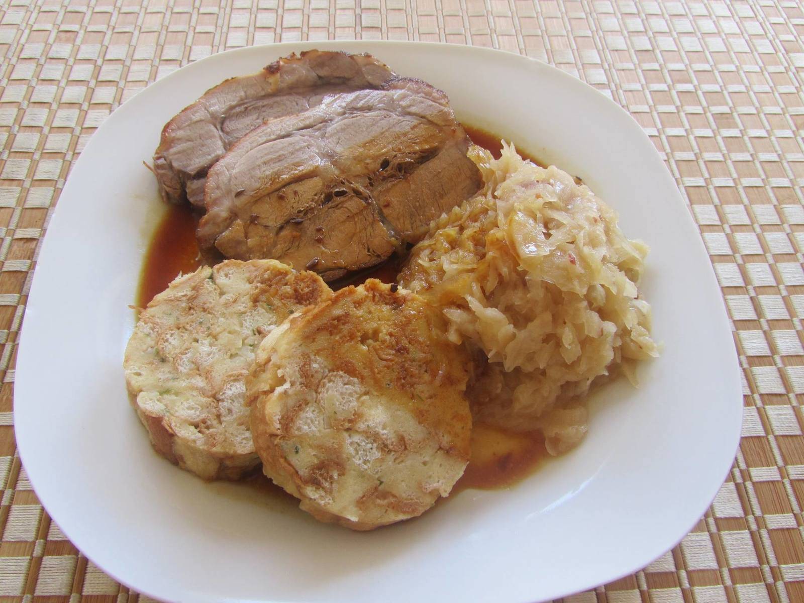 Schweinsbraten Rezept - ichkoche.ch Schweinsbraten Rezept - ichkoche.ch