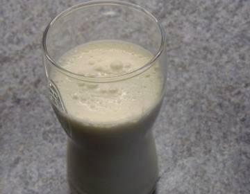 Bananenmilch mit Honig Bananenmilch mit Honig