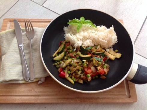Gemüsepfanne mit Reis Rezept - ichkoche.at Gemüsepfanne mit Reis Rezept - ichkoche.at
