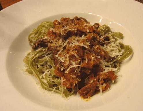 Fettuccine alla romana - Bandnudeln mit Hühnerlebersauce Rezept ... Fettuccine alla romana - Bandnudeln mit Hühnerlebersauce Rezept ...