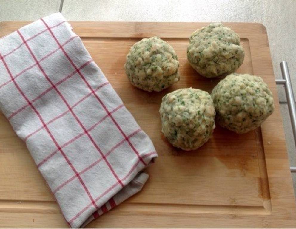 Dinkel-Semmelknödel Dinkel-Semmelknödel