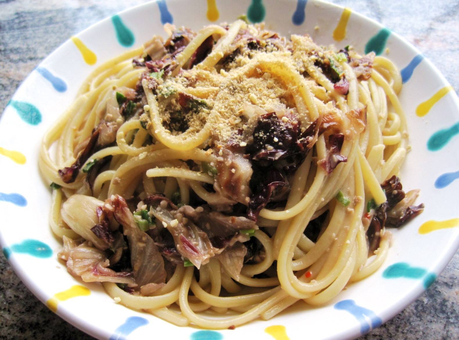 Spaghetti mit Radicchio