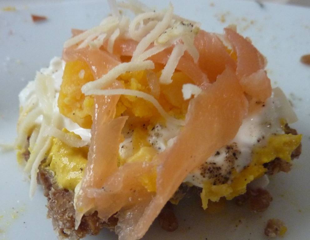 Pumpernickel mit Lachs Pumpernickel mit Lachs