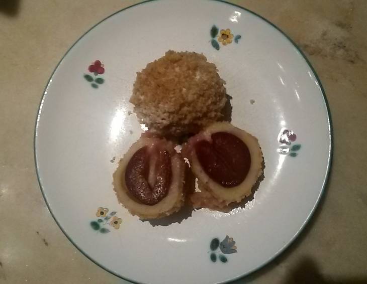 Zwetschkenknödel mit Zimtbrösel Zwetschkenknödel mit Zimtbrösel