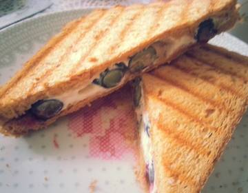 Heidelbeer-Toast