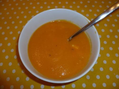 Karottensuppe mit Schmelzkäse Rezept - ichkoche.de