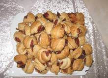 Käsekrainer im Schlafrock Käsekrainer im Schlafrock