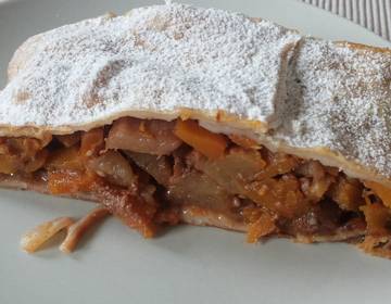 Apfel-Kürbis-Strudel