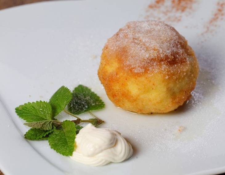 Zwetschkenknödel Zwetschkenknödel