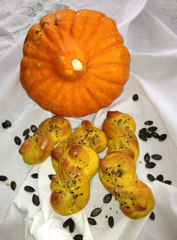 Kürbisbrot Rezept - ichkoche.de Kürbisbrot Rezept - ichkoche.de