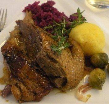 Knuspriges Gansl mit Honigkruste Rezept - ichkoche.at Knuspriges Gansl mit Honigkruste Rezept - ichkoche.at